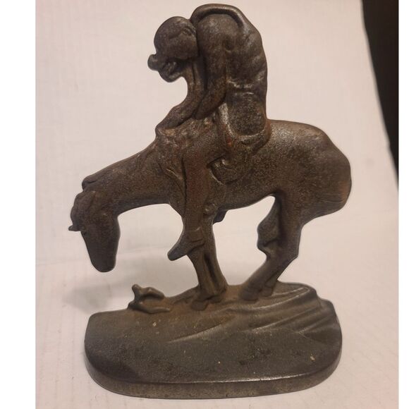 Vintage Cast Iron The Last Trail Bookends Marked 1930 Connecticut‎ Foundry  #902 - Picture 7 of 12